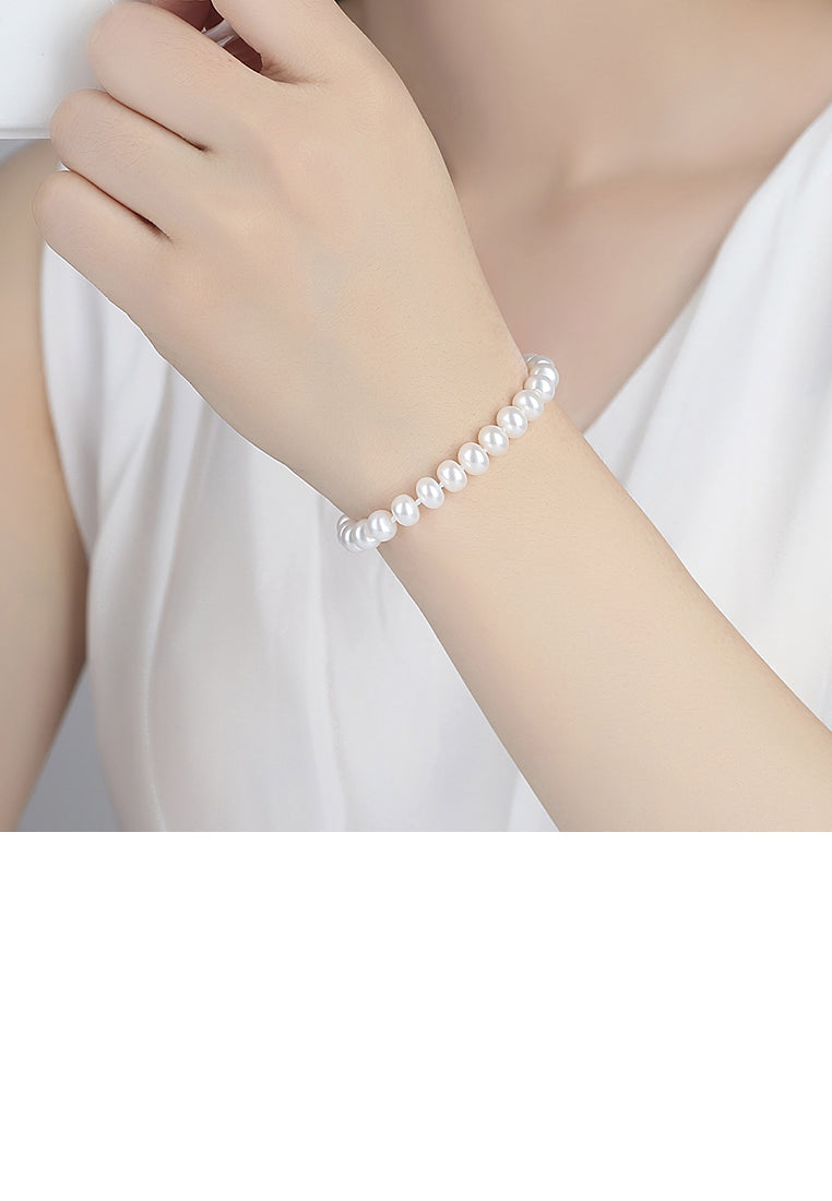 925 Sterling Silver Fashion and Elegant Freshwater Pearl Beaded Bracelet - Luxurious Look