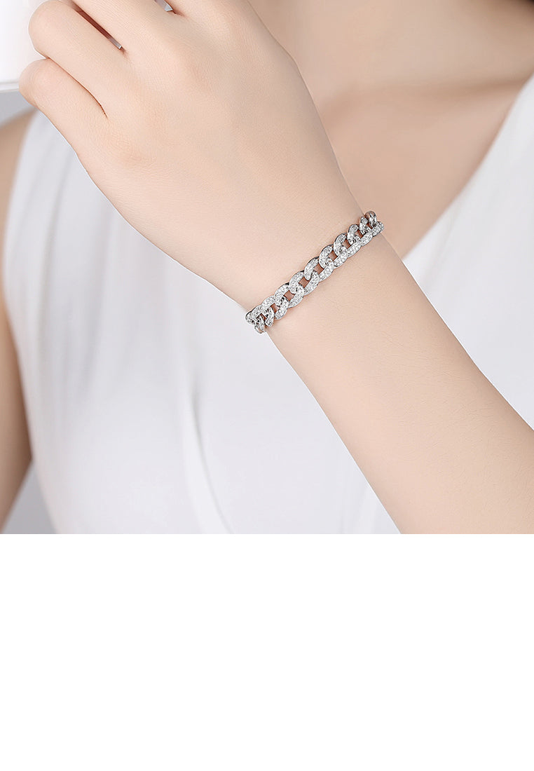 Fashion and Elegant Geometric Circle Cubic Zirconia Bracelet 17cm - Luxurious Look