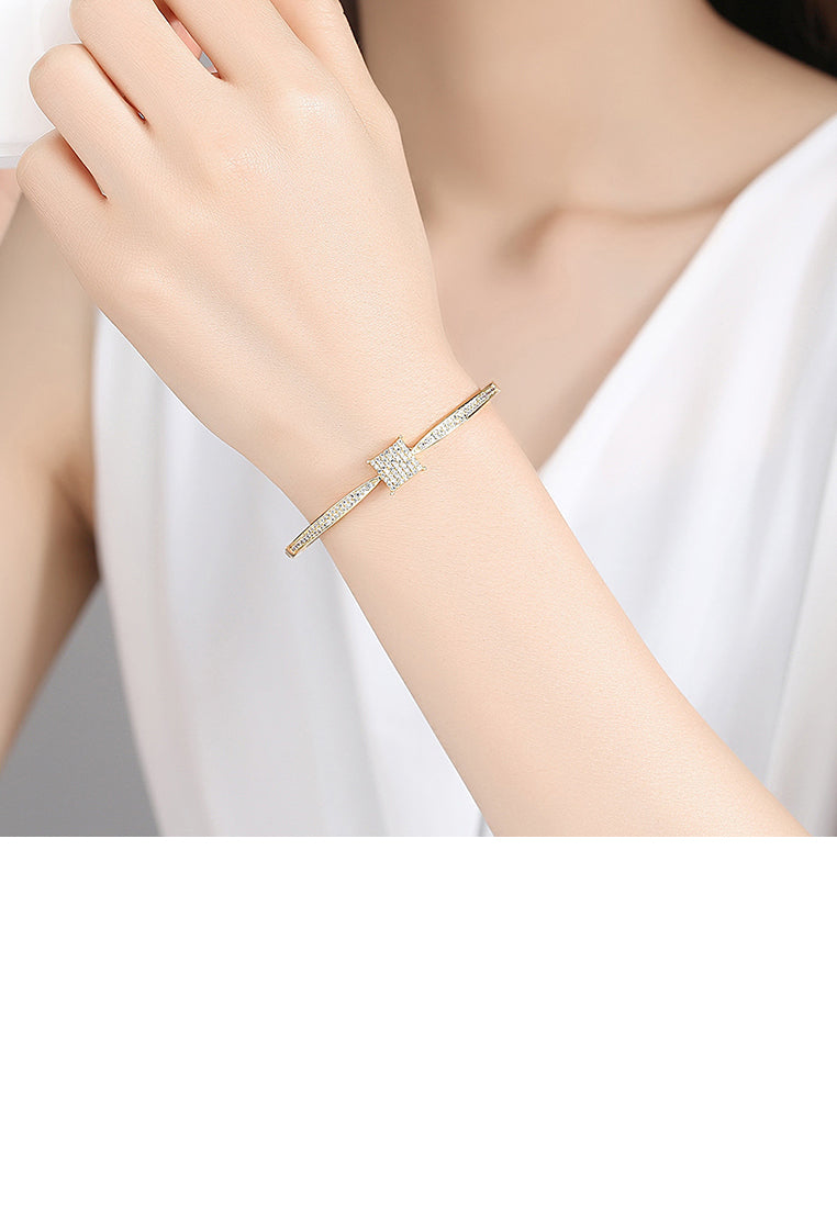 Fashion Simple Plated Gold Geometric Square Bracelet with Cubic Zirconia - Luxurious Look