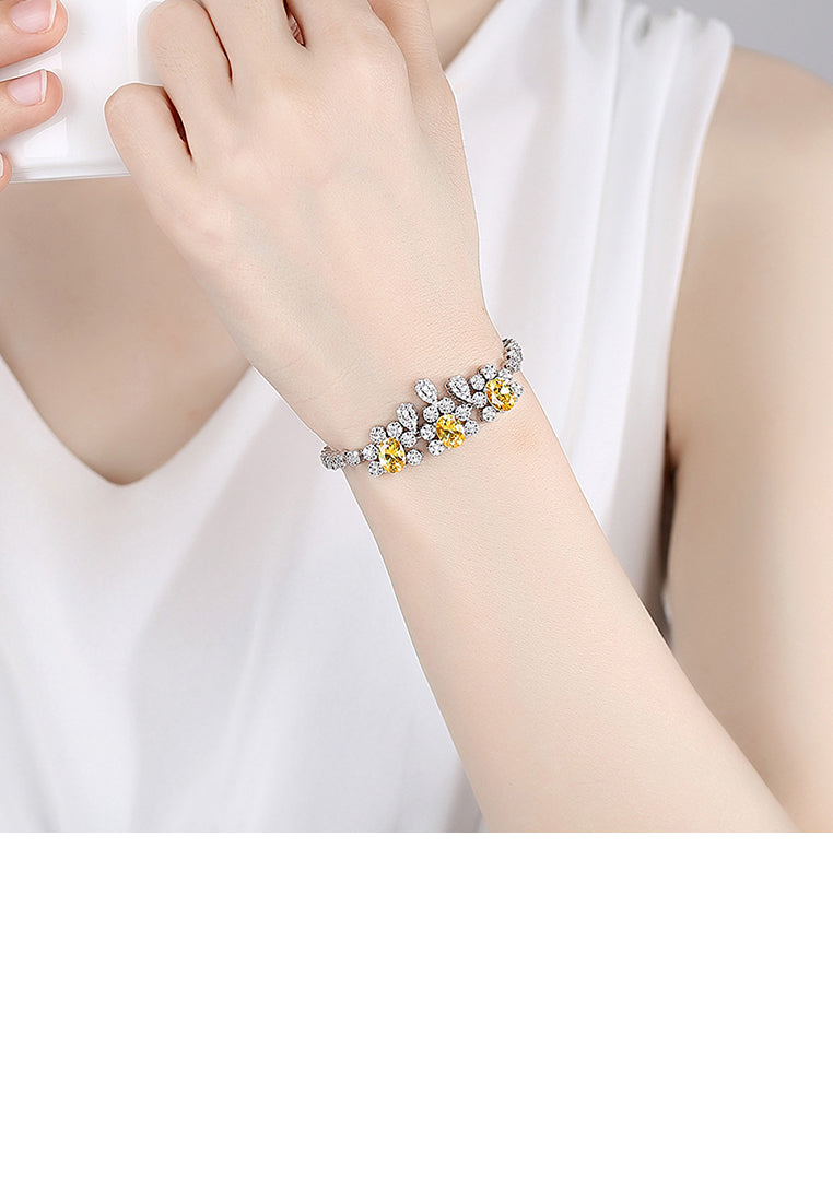 Elegant and Bright Geometric Bracelet with Yellow Cubic Zirconia - Luxurious Look