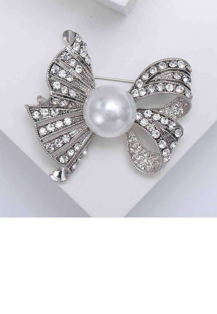 Fashion Sweet Ribbon Imitation Pearl Brooch with Cubic Zirconia - Luxurious Look