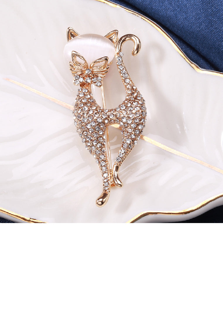 Fashion and Elegant Plated Gold Cat Brooch with Cubic Zirconia - Luxurious Look
