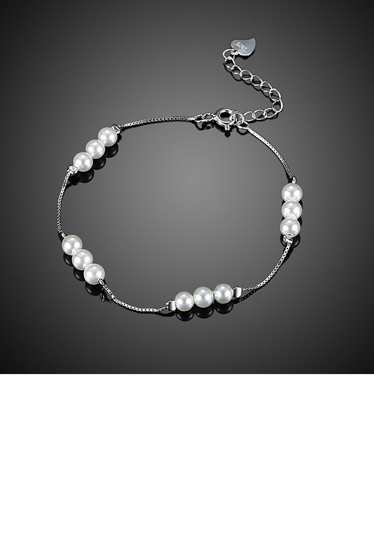 925 Sterling Silver Elegant Pearl Bracelet - Luxurious Look
