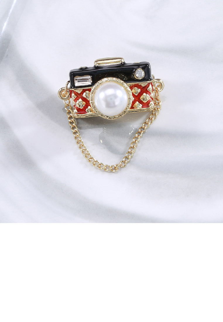 Fashion Creative Plated Gold Camera Tassel Chain Imitation Pearl Brooch - Luxurious Look