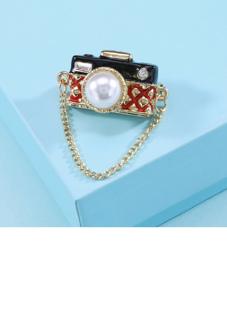 Fashion Creative Plated Gold Camera Tassel Chain Imitation Pearl Brooch - Luxurious Look
