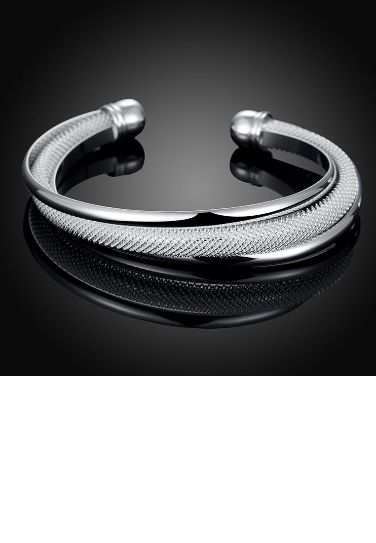 Simple Fashion Pattern Bangle