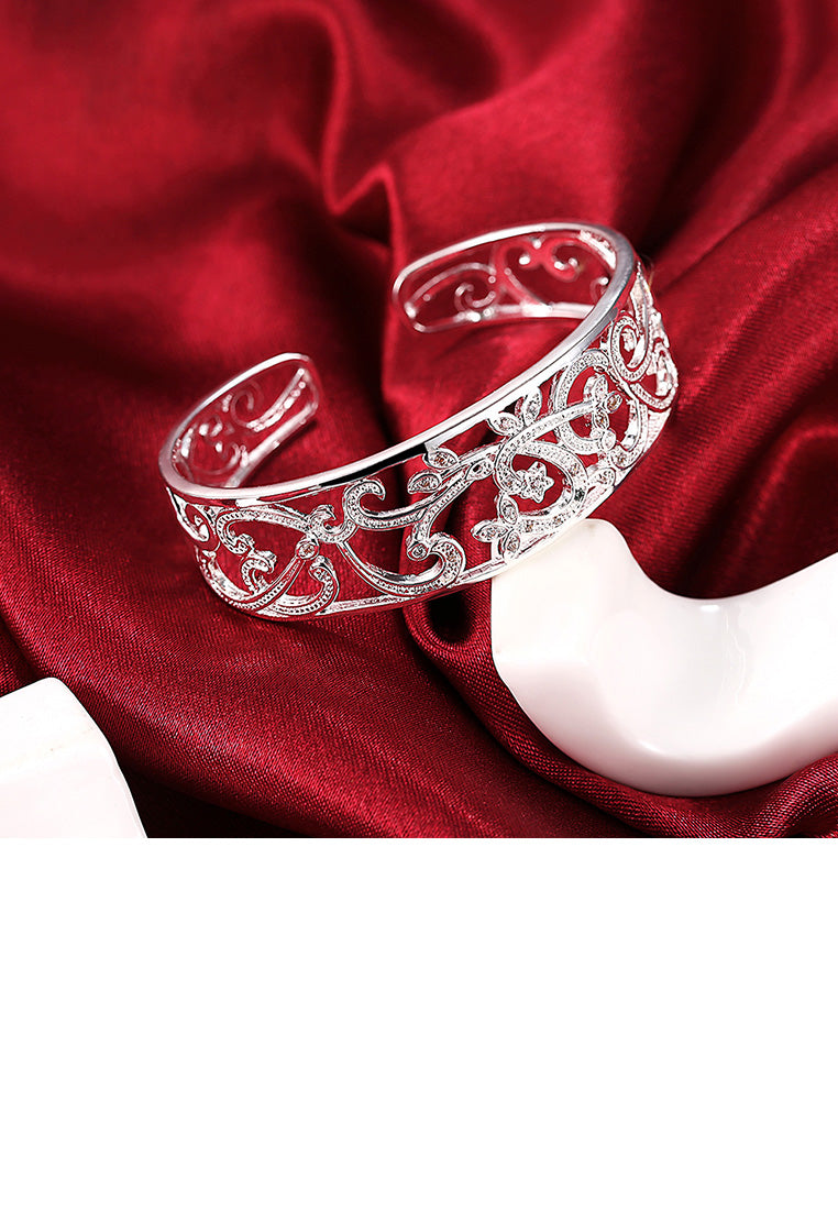 Fashion Elegant Hollow Pattern Cubic Zircon Bangle