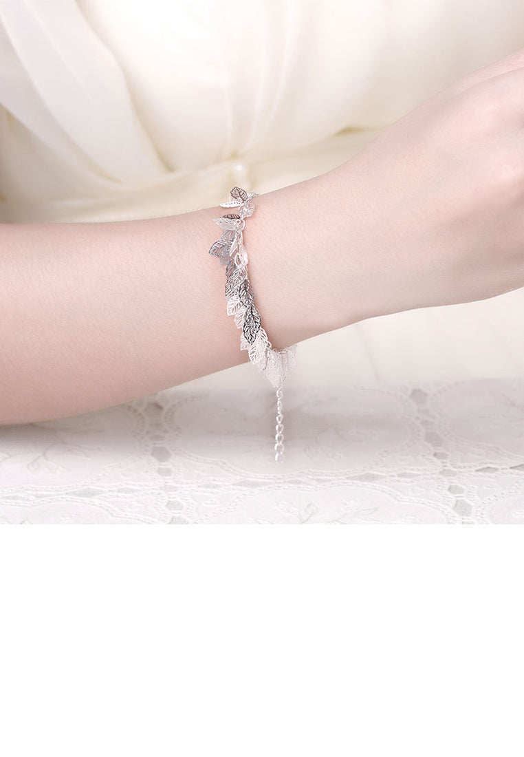 Fashion Hollow Leaf Bracelet