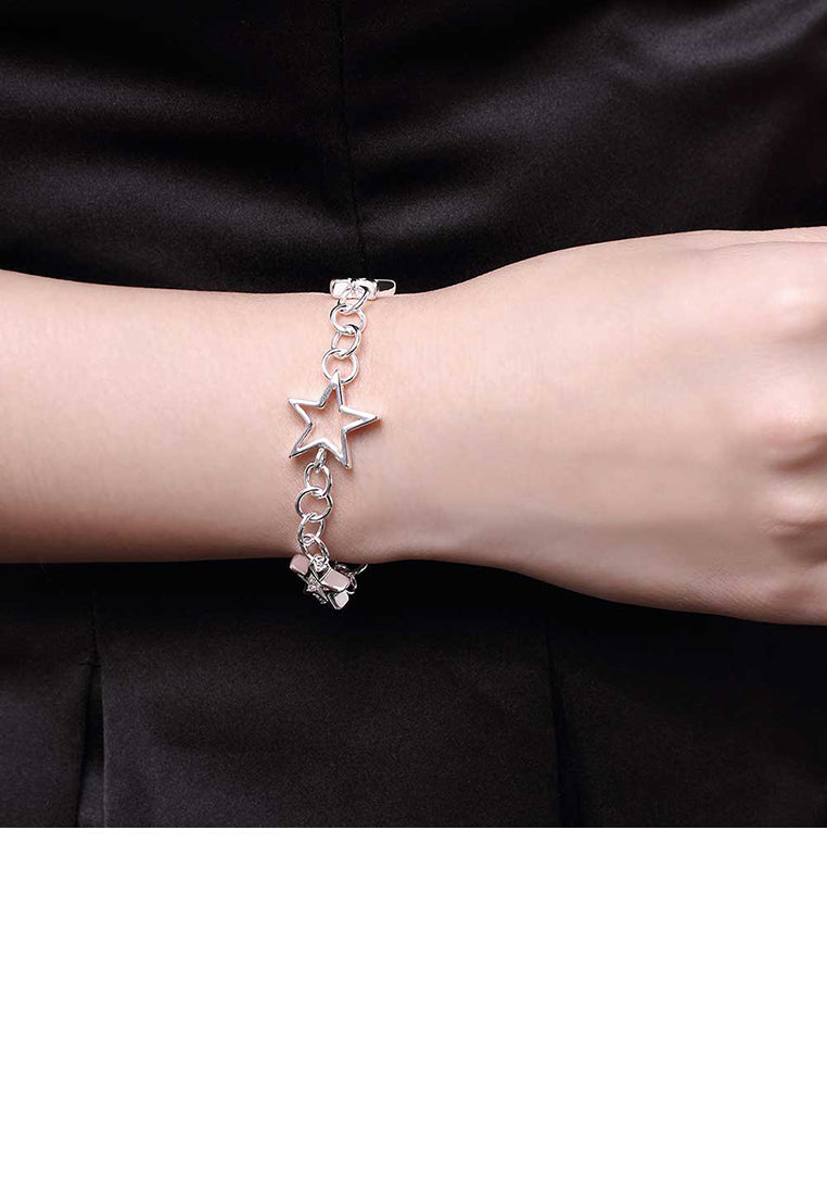 Simple Fashion Hollow Star Bracelet
