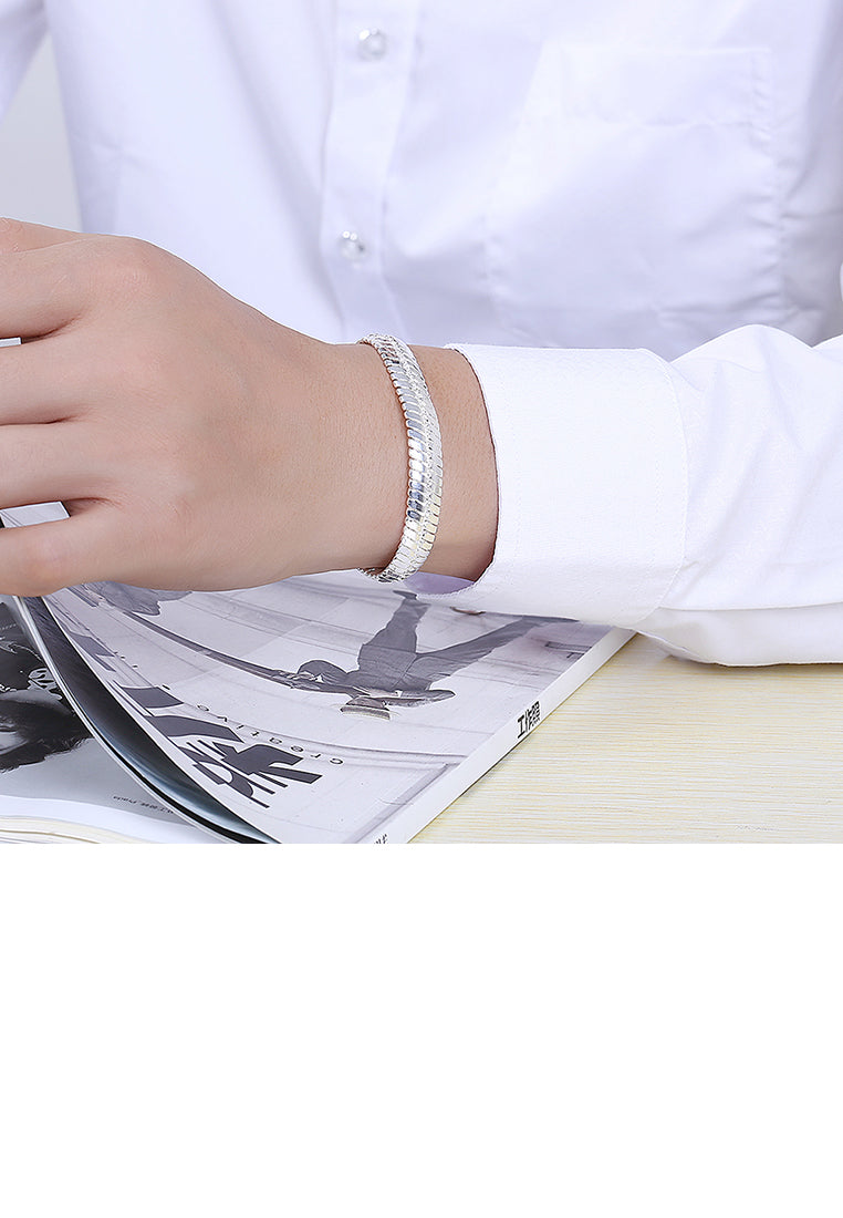 Simple Snake Bracelet