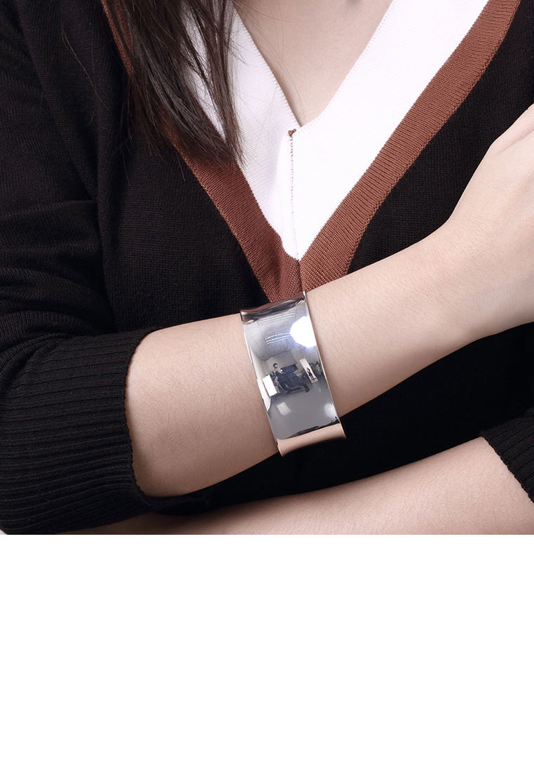 Fashion Elegant Geometric Round Wide Version Open Bangle