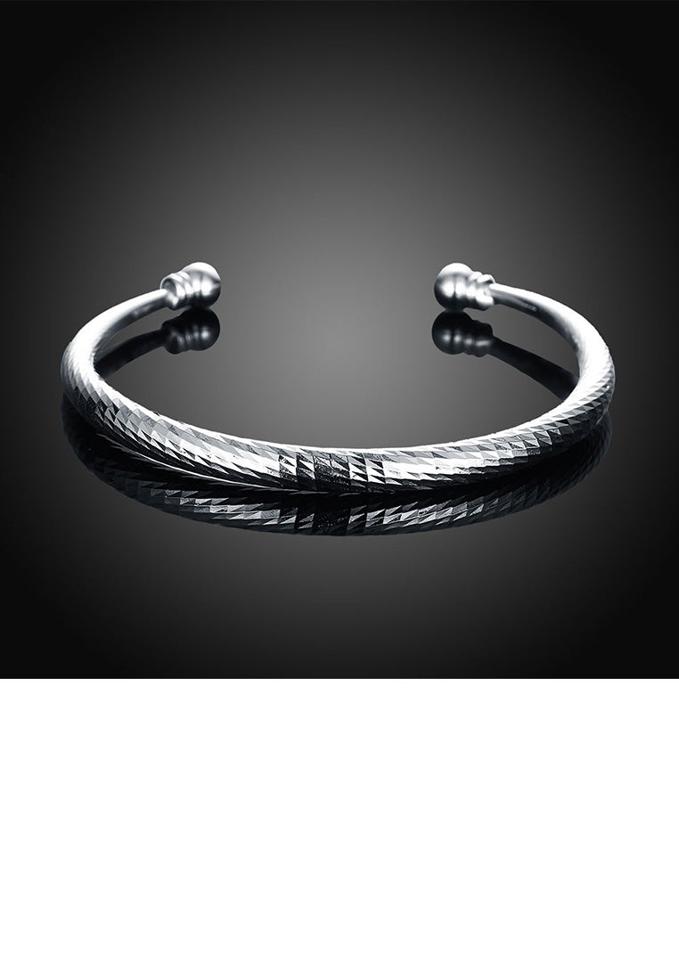Simple Fashion Textured Open Bangle