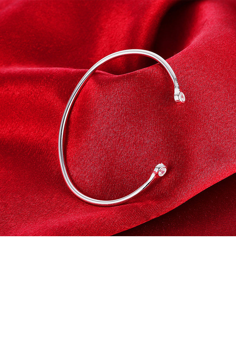 Simple and Fashion Geometric Cubic Zircon Open Bangle