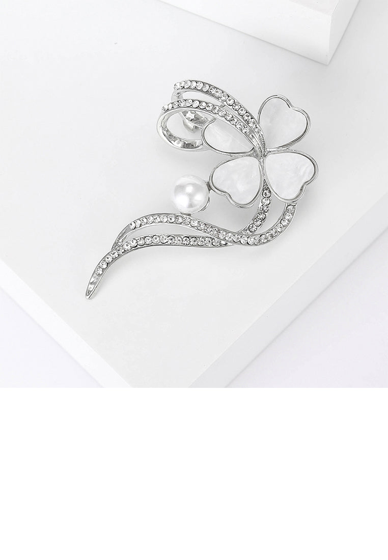Fashion and Elegant Four-leafed Clover Ribbon Imitation Pearl Brooch with Cubic Zirconia - Luxurious Look