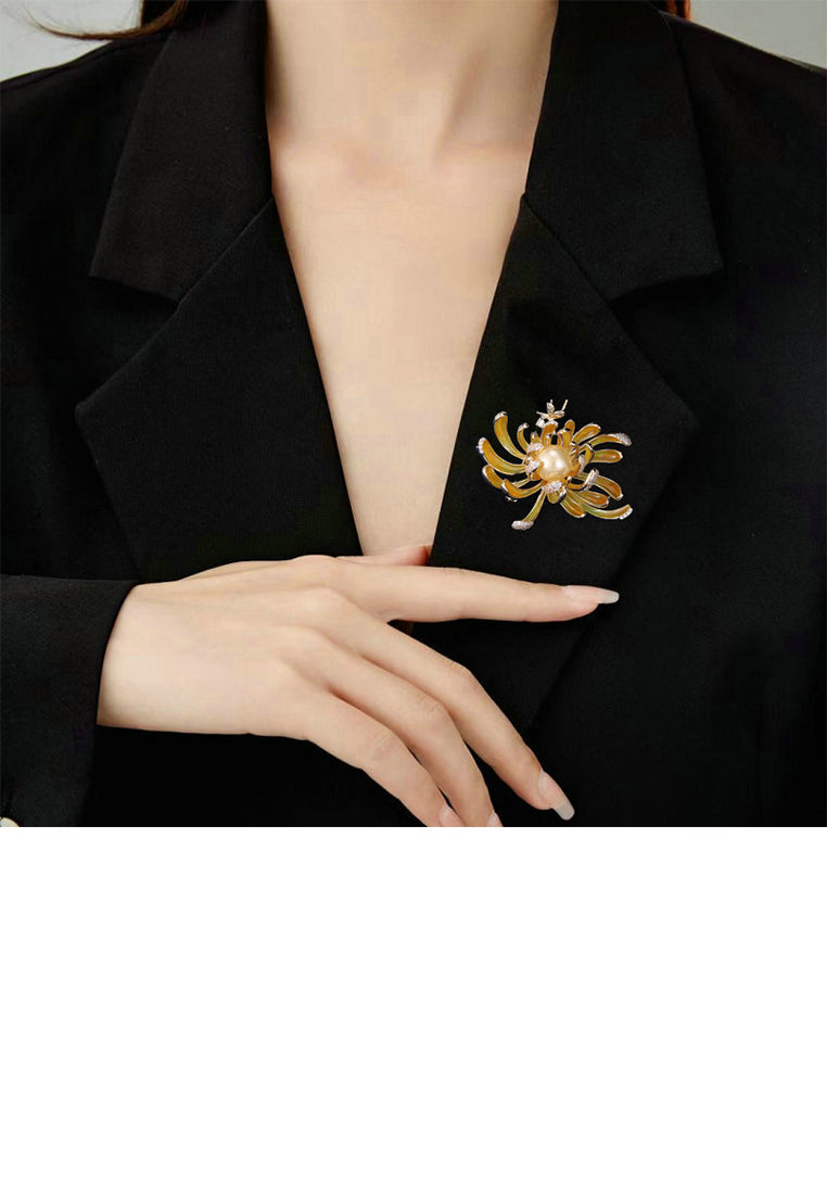 Fashion and Elegant Plated Gold Enamel Chrysanthemum Imitation Pearl Brooch with Cubic Zirconia - Luxurious Look