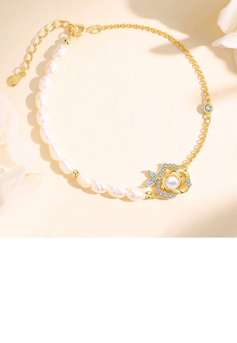 925 Sterling Silver Plated Gold Fashion Temperament Camellia Imitation Pearl Beaded Bracelet with Cubic Zirconia - Luxurious Look