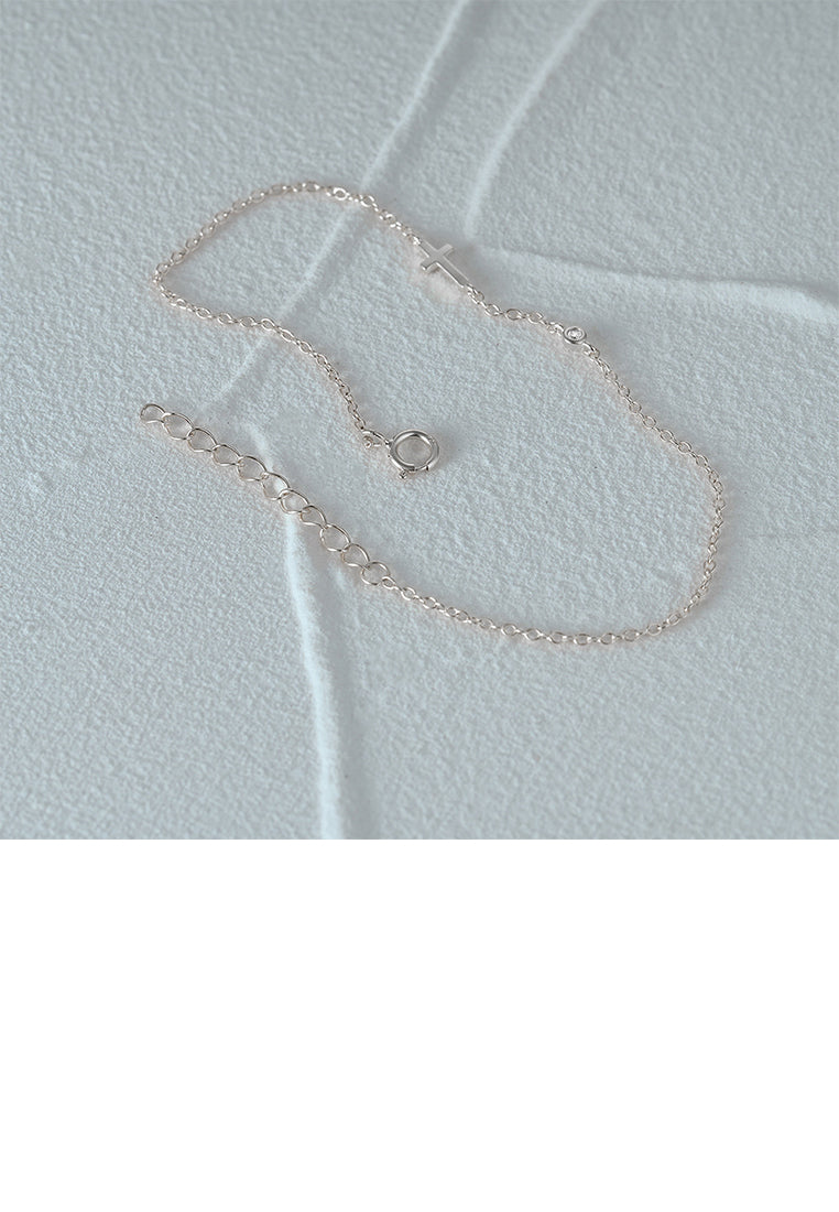 925 Sterling Silver Simple Fashion Cross Bracelet with Cubic Zirconia - Luxurious Look