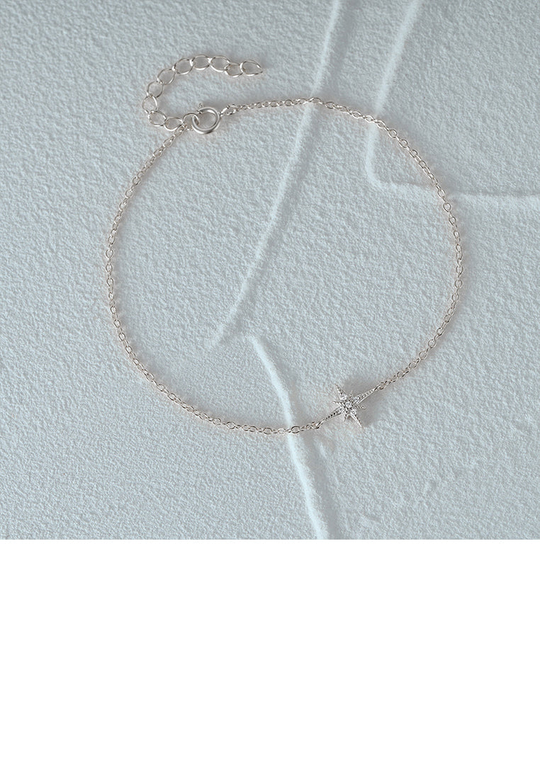 925 Sterling Silver Simple Fashion Star Bracelet with Cubic Zirconia - Luxurious Look