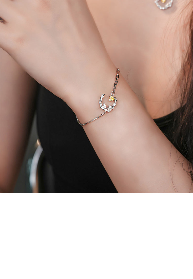 925 Sterling Silver Fashion Elegant Butterfly Flower Bracelet with Cubic Zirconia - Luxurious Look