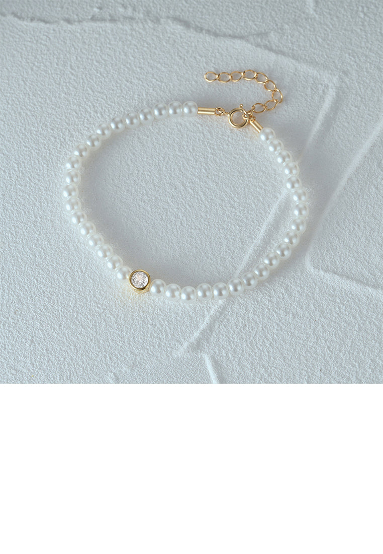 925 Sterling Silver Plated Gold Fashion Elegant Geometric Imitation Pearl Bead Bracelet with Cubic Zirconia - Luxurious Look