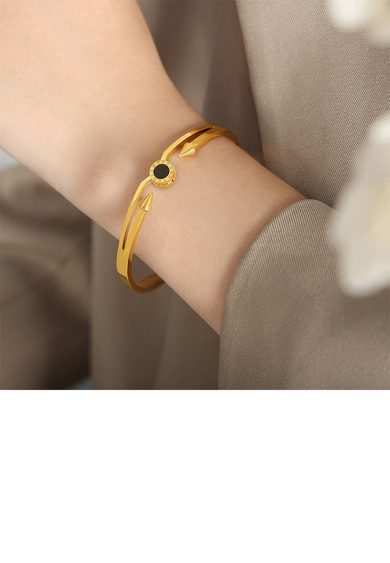 Fashion and Personalized Plated Gold 316L Stainless Steel Roman Numeral Round Double Arrow Geometric Bangle