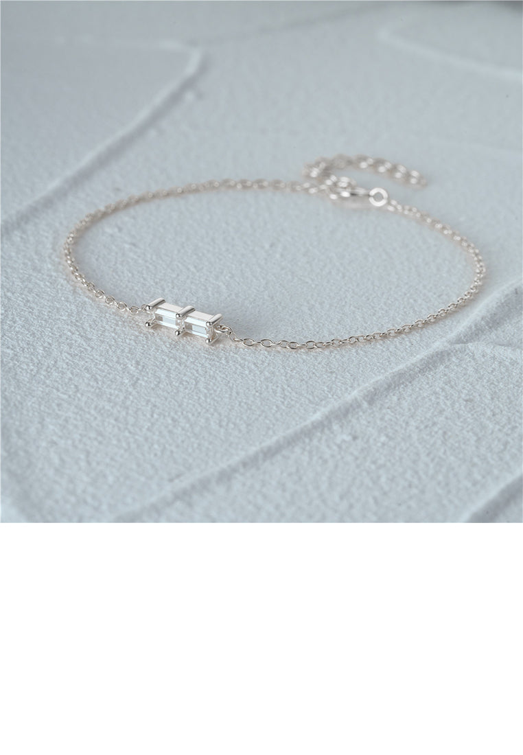 925 Sterling Silver Simple Fashion Geometric Square Bracelet with Cubic Zirconia - Luxurious Look
