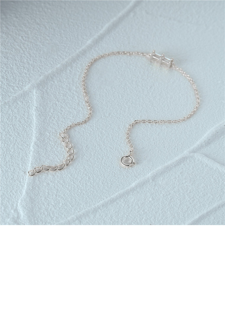 925 Sterling Silver Simple Fashion Geometric Square Bracelet with Cubic Zirconia - Luxurious Look