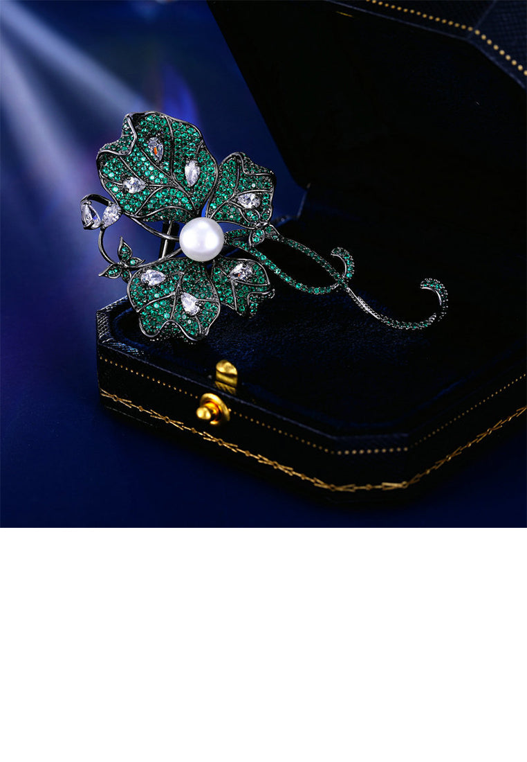 Fashion and Elegant Plated Black Butterfly Imitation Pearl Brooch with Green Cubic Zirconia - Luxurious Look