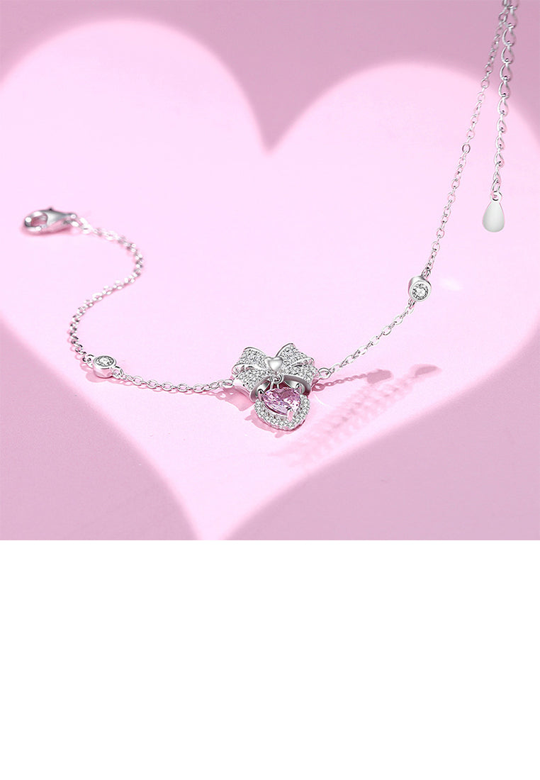 925 Sterling Silver Sweet Romantic Heart Bow Bracelet with Cubic Zirconia - Luxurious Look