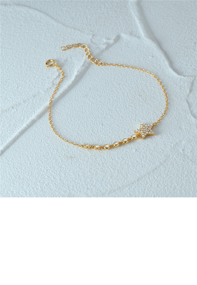 925 Sterling Silver Plated Gold Fashion Simple Star Bracelet with Cubic Zirconia - Luxurious Look