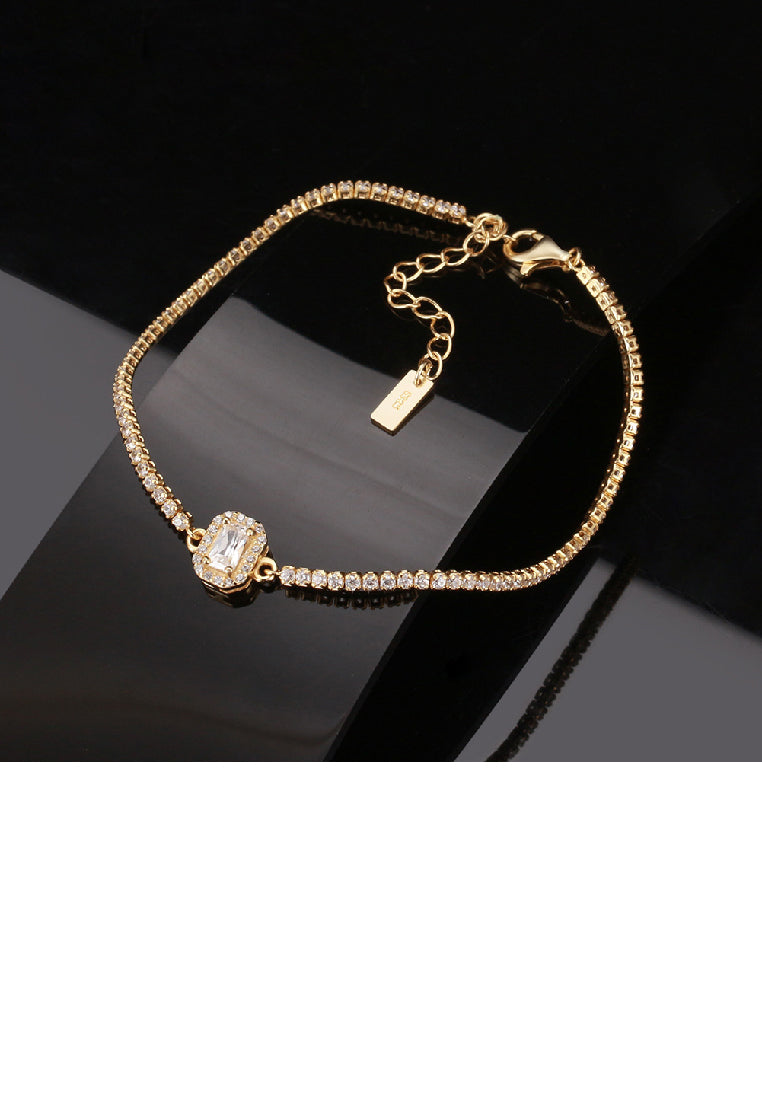 925 Sterling Silver Plated Gold Fashion Bright Geometric Square Chain Bracelet with Cubic Zirconia - Luxurious Look