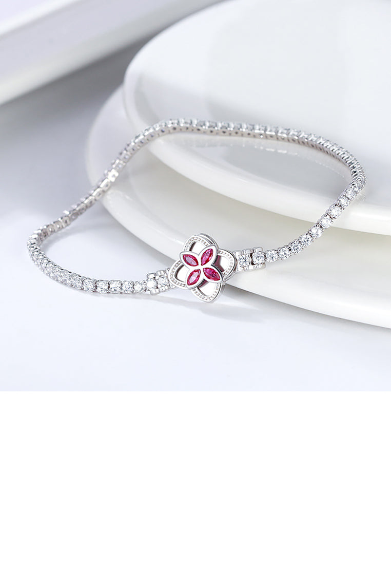 925 Sterling Silver Fashion Temperament Four Leafed Clover Cubic Zirconia Bracelet - Luxurious Look
