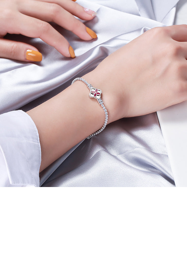 925 Sterling Silver Fashion Temperament Four Leafed Clover Cubic Zirconia Bracelet - Luxurious Look