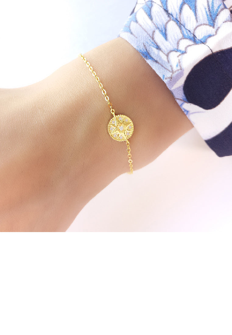 925 Sterling Silver Plated Gold Fashion Temperament Eight-pointed Star Geometric Round Bracelet with Cubic Zirconia - Luxurious Look