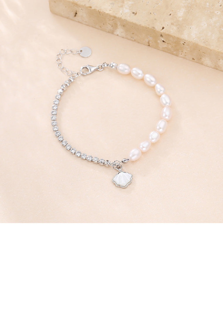 925 Sterling Silver Fashion Elegant Shell Freshwater Pearl Stitched Cubic Zirconia Bracelet - Luxurious Look