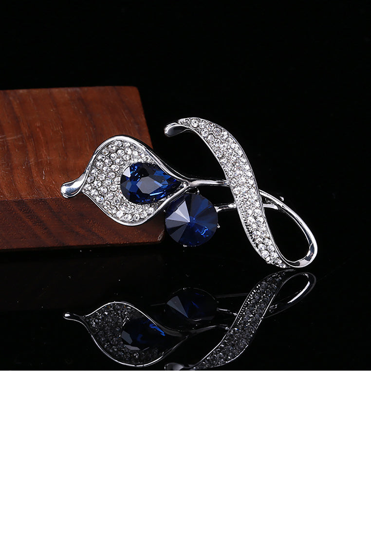 Fashion and Elegant Calla Lily Brooch with Blue Cubic Zirconia - Luxurious Look