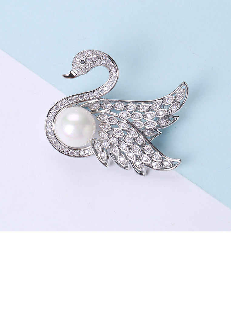 Fashion and Elegant Swan Imitation Pearl Brooch with Cubic Zirconia - Luxurious Look