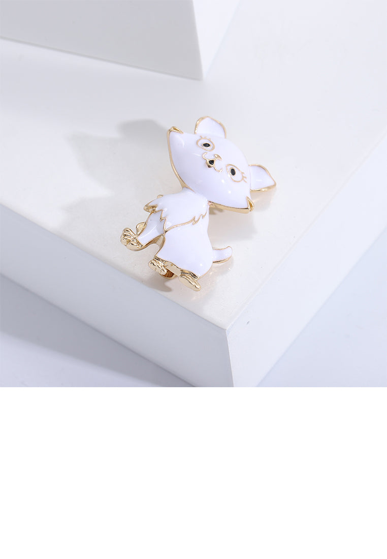 Simple and Cute Plated Gold Enamel White Cat Brooch