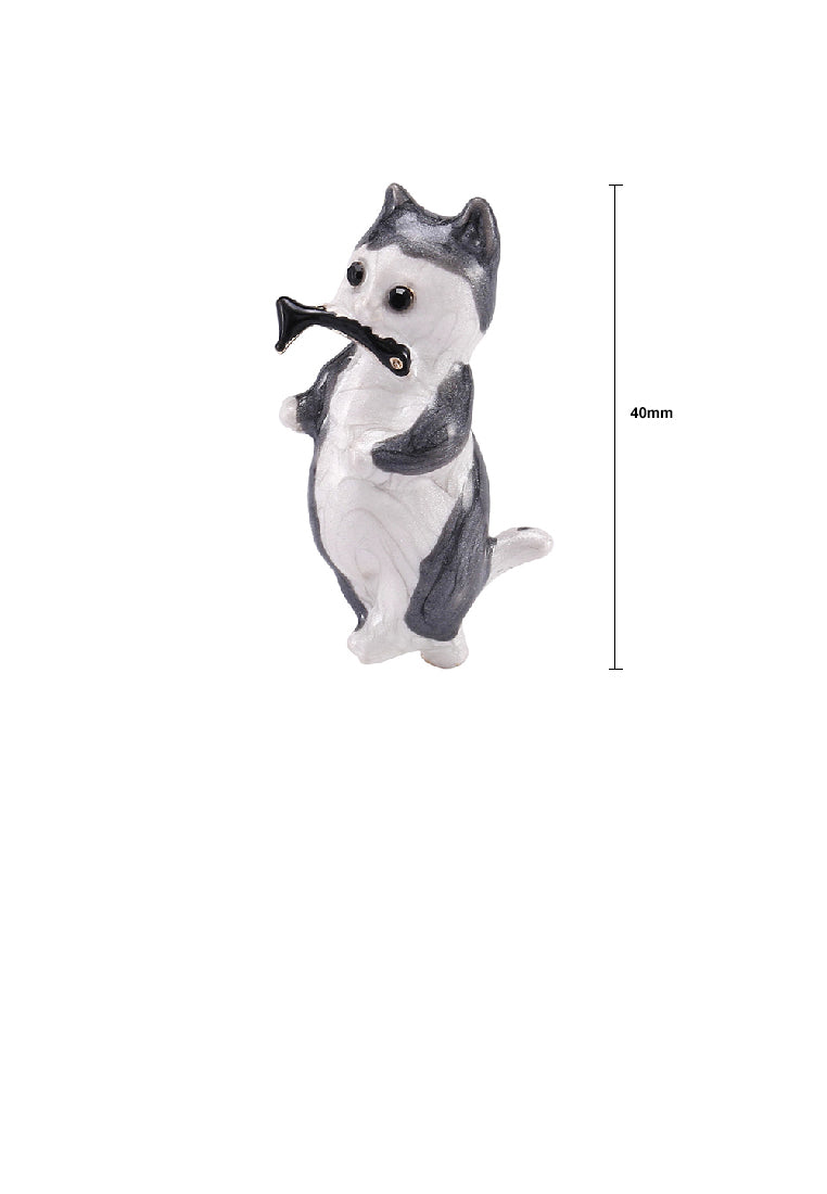 Simple and Cute Plated Gold Enamel Eating Small Dried Fish Cat Brooch Brooch