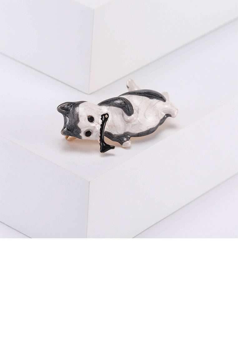 Simple and Cute Plated Gold Enamel Eating Small Dried Fish Cat Brooch Brooch