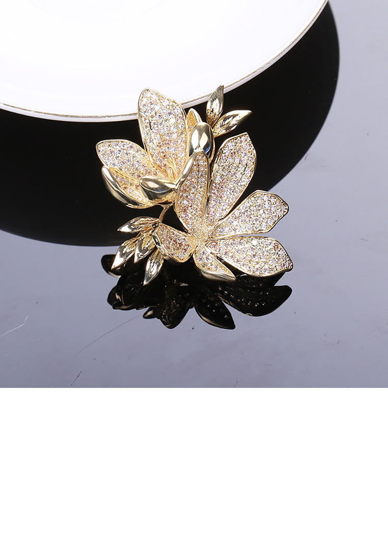 Fashion and Elegant Plated Gold Flower Brooch with White Cubic Zirconia - Luxurious Look