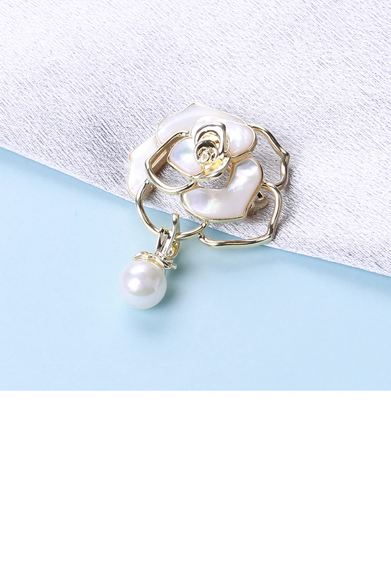 Fashion and Elegant Plated Gold Hollow Camellia Brooch with Imitation Pearls