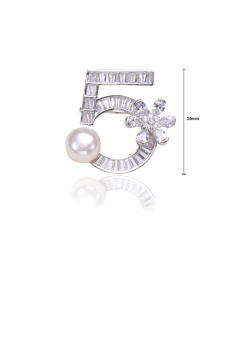 Fashion Creative Number 5 Flower Imitation Pearl Brooch with Cubic Zirconia - Luxurious Look