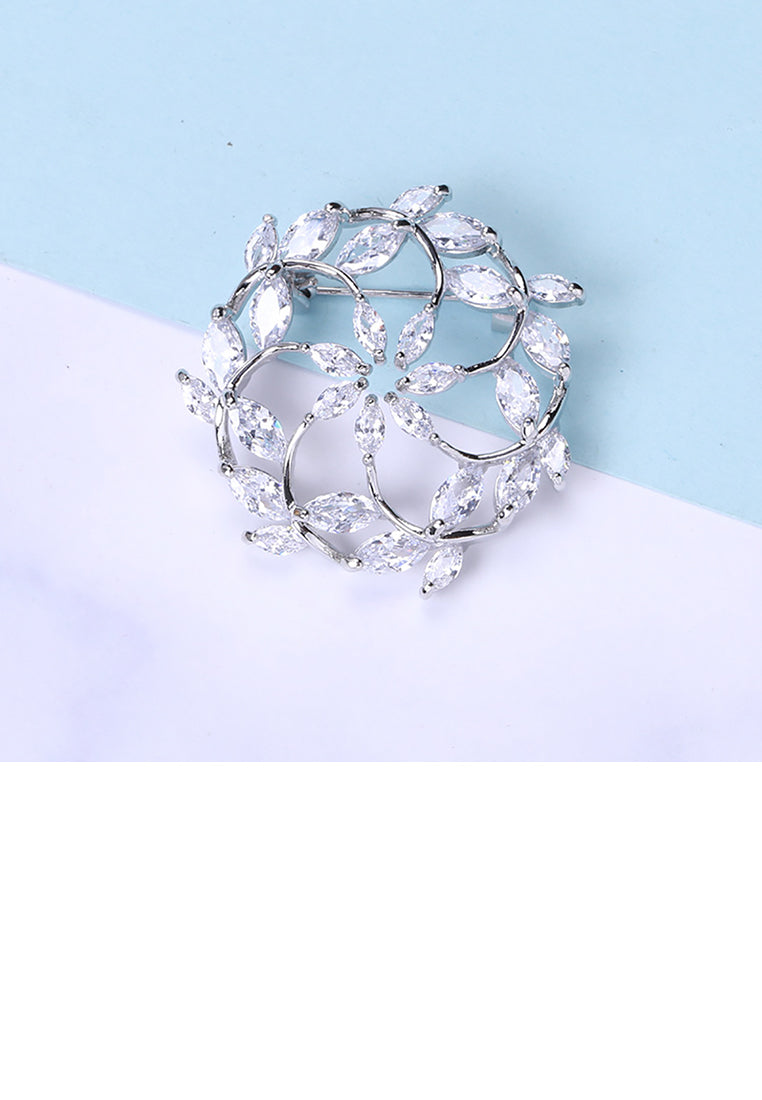 Simple and Fashion Rosette Brooch with Cubic Zirconia - Luxurious Look