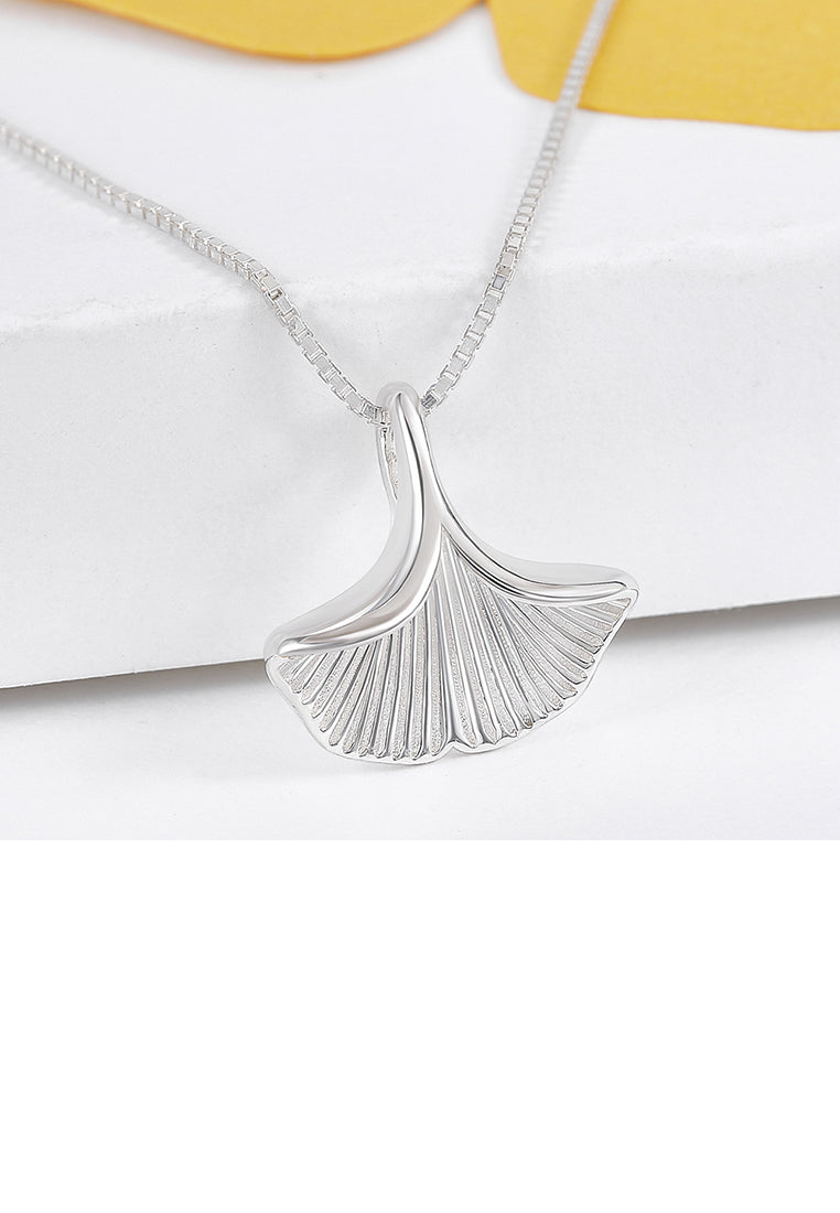 925 Sterling Silver Elegant Simple Fashion Ginkgo Leaf Glass Bead Pendant Necklace