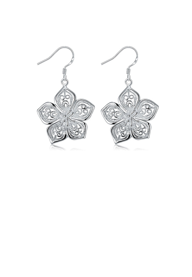 Fashion Elegant Flower Pierced Earrings
