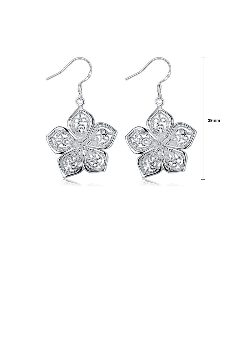 Fashion Elegant Flower Pierced Earrings