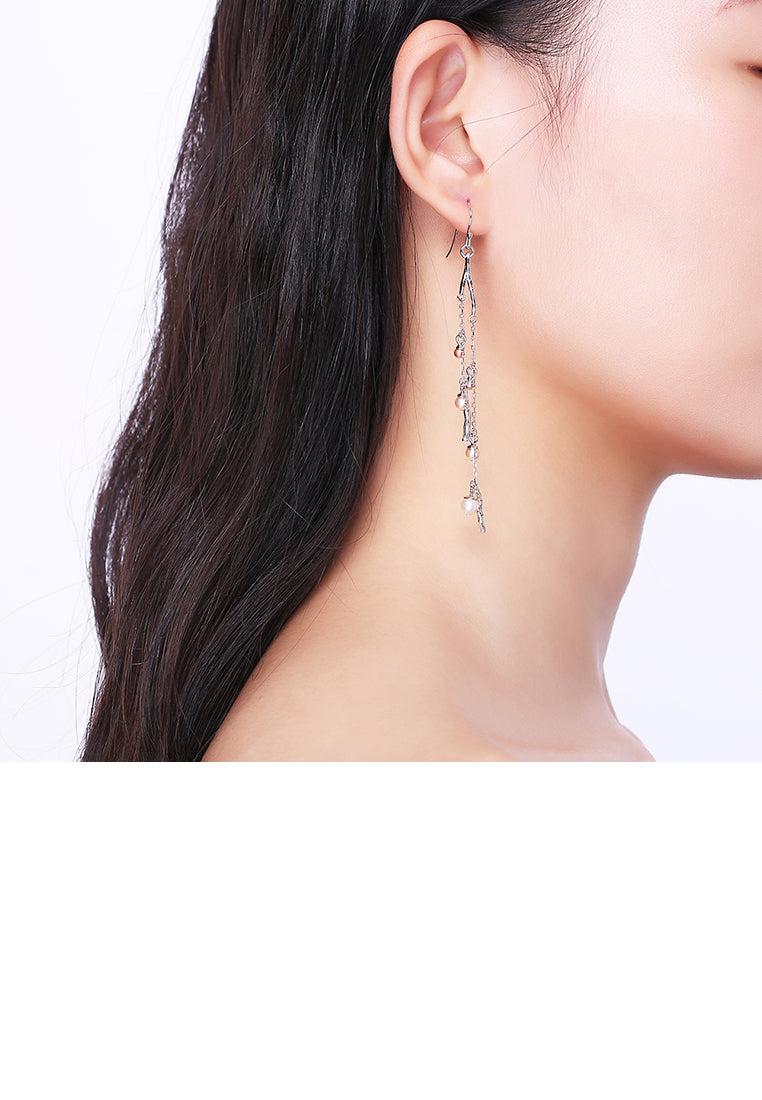 925 Sterling Silver Pearls Asymmetric Earrings