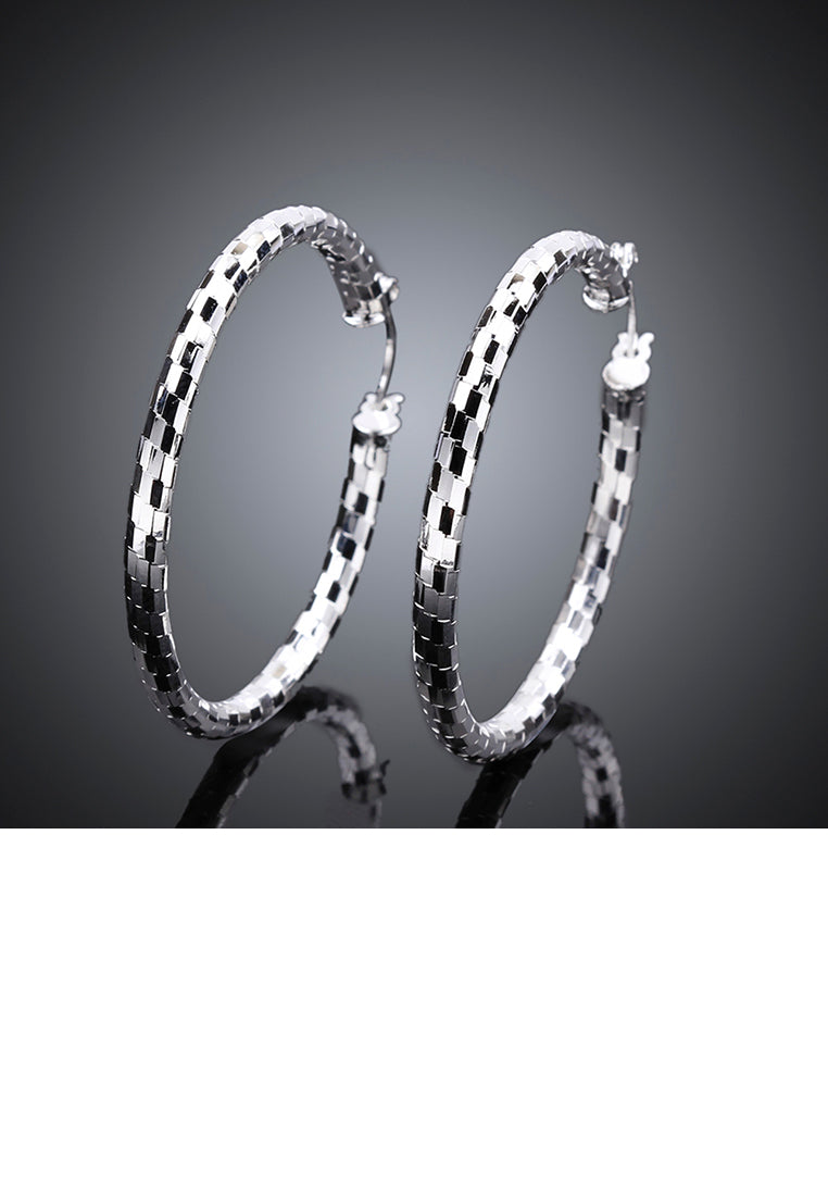 Simple and Elegant Geometric Circle Striped Earrings