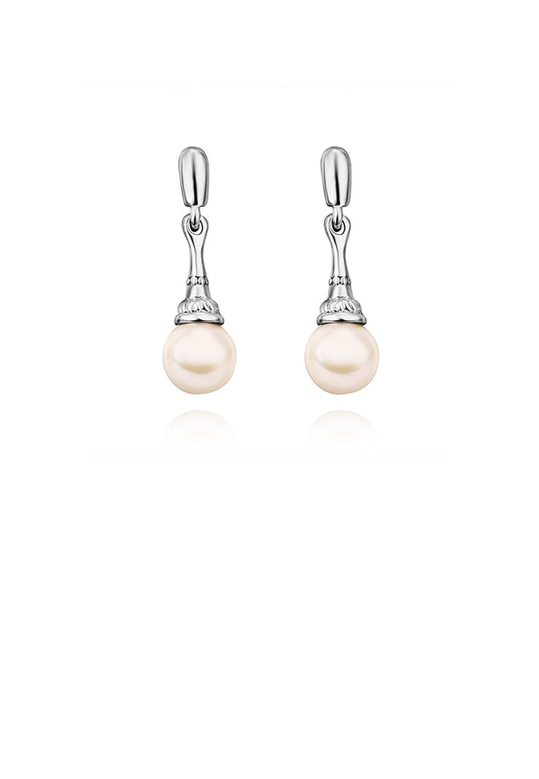 Elegant Pearl Earrings - Luxurious Look